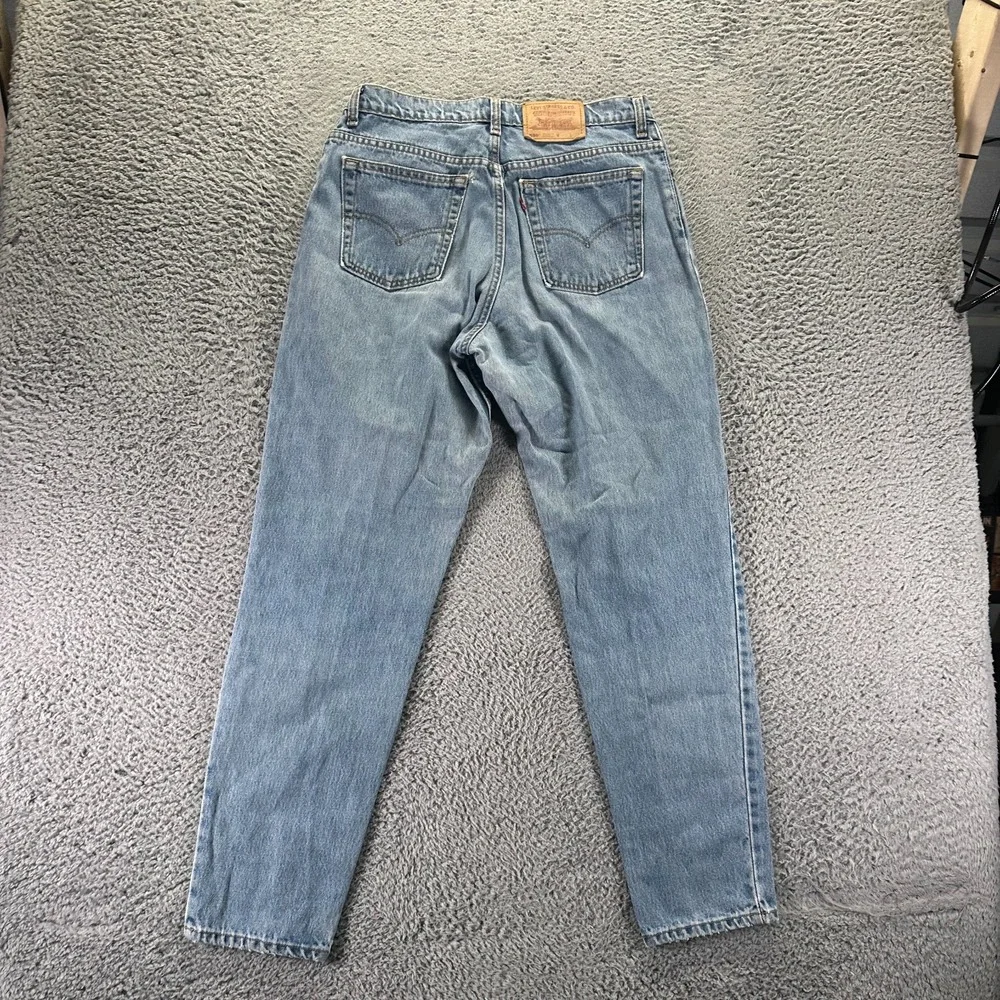 Vintage Levi's 550 Jeans Womens 32x32 Blue Cotton Denim Tapered Relaxed Workwear